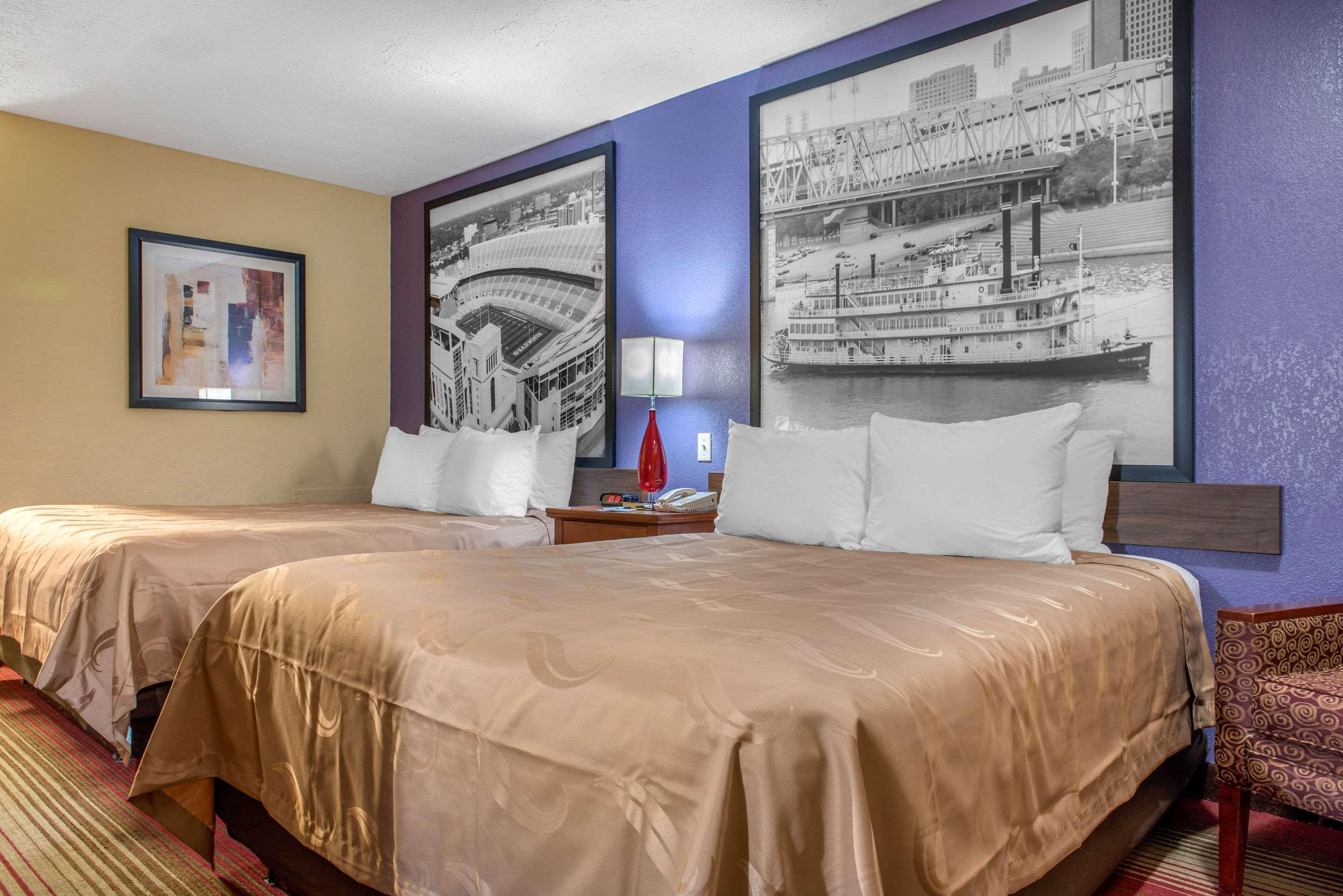 Quality Inn Columbus-East Buitenkant foto