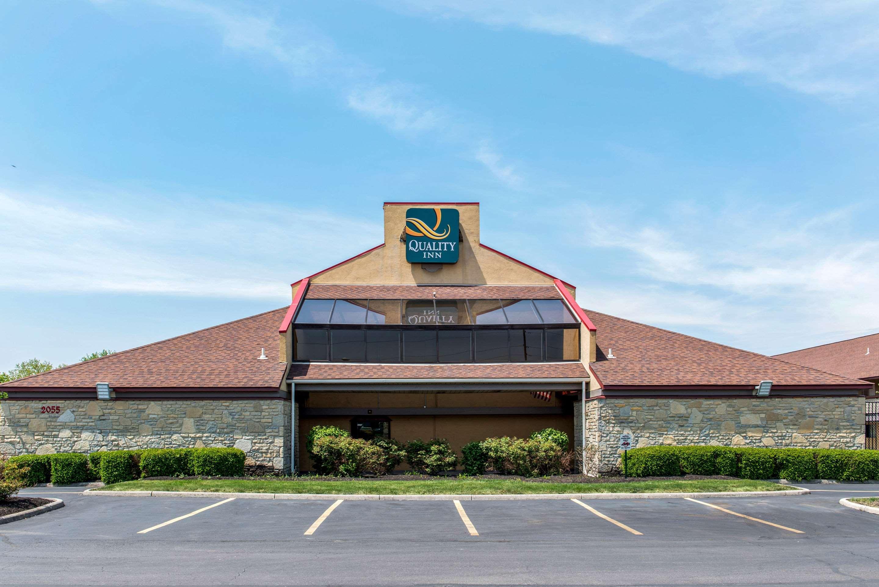 Quality Inn Columbus-East Buitenkant foto