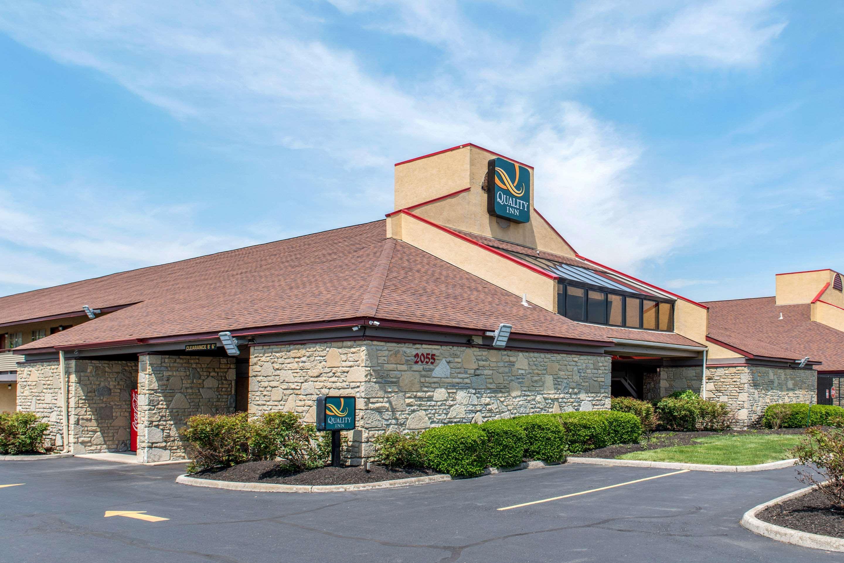 Quality Inn Columbus-East Buitenkant foto