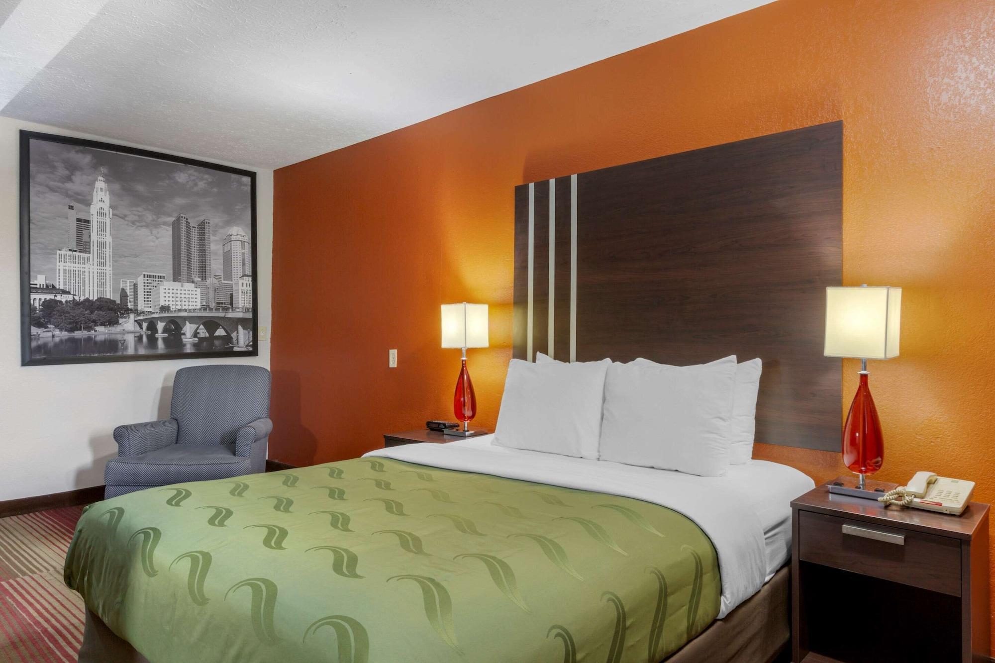 Quality Inn Columbus-East Buitenkant foto
