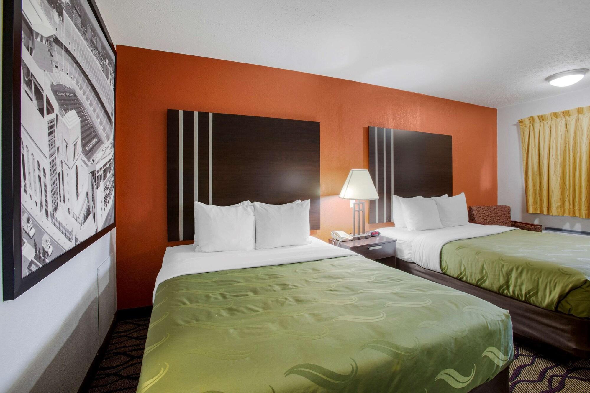 Quality Inn Columbus-East Buitenkant foto