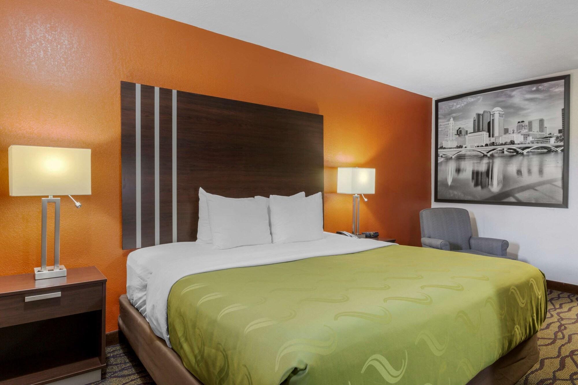 Quality Inn Columbus-East Buitenkant foto