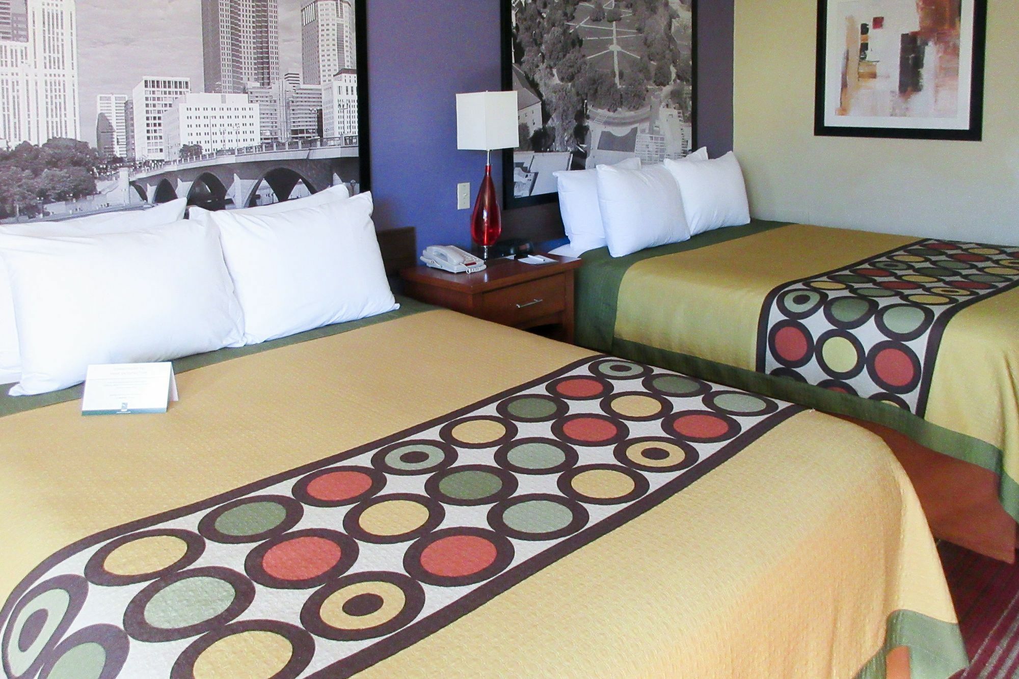 Quality Inn Columbus-East Buitenkant foto